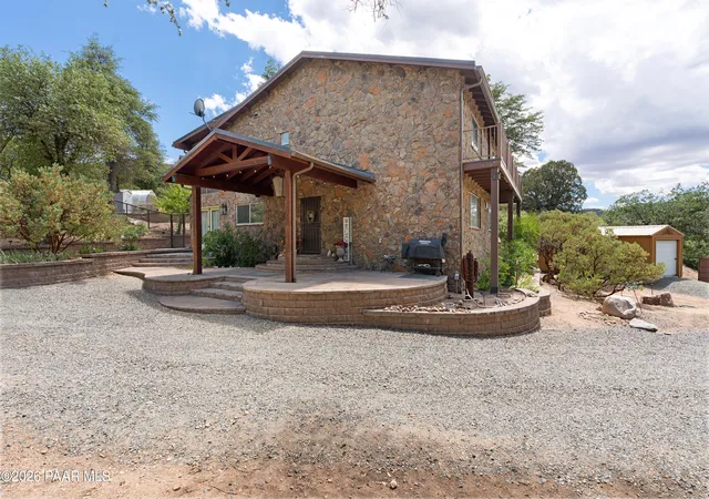 Photo 3 of Single family home for sale at 2611 N Kenwood Pass Rd, Dewey, AZ 86327 | MLS# 1083215 | Listing updated on 2026-06-28