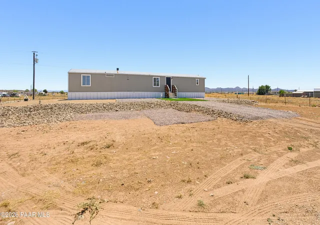 Homes for sale in Paulden, AZ | 235 W Acapulco Wy, Paulden, AZ 86334 | MLS# 1083065