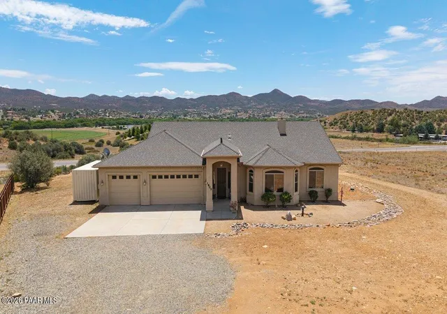 1st image of 1805 S Crooked H Trl, Humboldt, AZ 86329 | MLS# 1083091