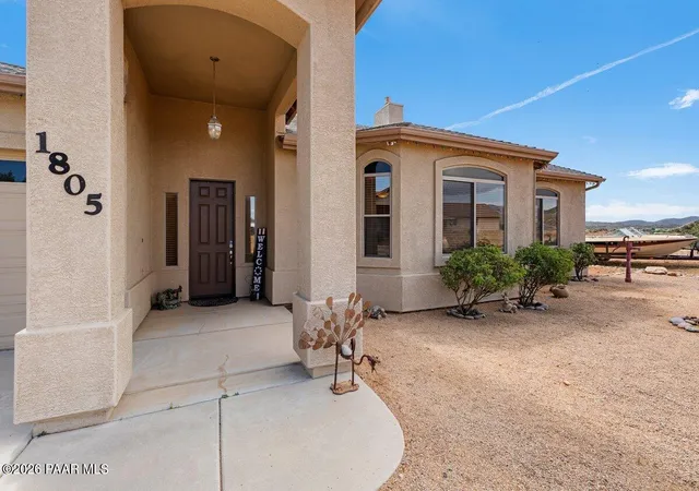 Photo 3 of Sale Pending at 1805 S Crooked H Trl, Humboldt, AZ 86329 | MLS# 1083091 | Listing updated on 2026-09-13