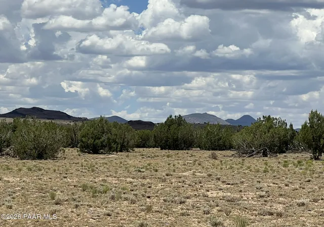 Photo 3 of Sale Pending at 59 Rocky Rabbit Rd, Ash Fork, AZ 86320 | MLS# 1083113 | Listing updated on 2026-08-22