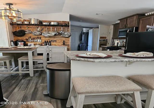 Homes for sale in Seligman, AZ | 35636 Elk Ln, Seligman, AZ 86337 | MLS# 1083146