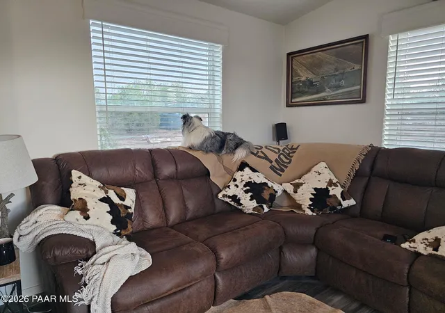 Photo 3 of Manufactured home for sale at 35636 Elk Ln, Seligman, AZ 86337 | MLS# 1083146 | Listing updated on 2026-09-17