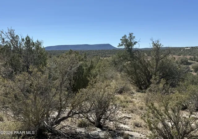 Photo 2 of Land for sale at 33367 W Hora Cir, Seligman, AZ 86337 | MLS# 1083161 | Listing updated on 2026-09-20