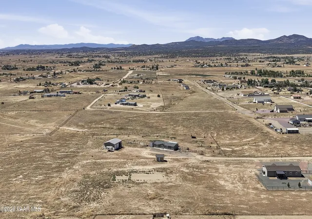Homes for sale in Paulden, AZ | 2280 W Chardonnay Wy, Paulden, AZ 86334 | MLS# 1083248