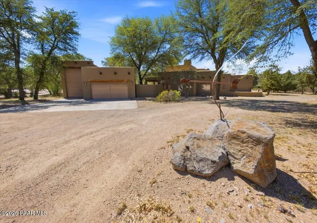 Photo 1 of Single family home for sale at 8800 N Live Oak Dr, Prescott, AZ 86305 | MLS# 1083297 | Listing updated on 2026-07-17