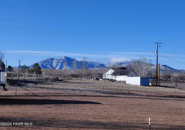 Homes for sale in Chino Valley, AZ | 2480 W Sundial Rd, Chino Valley, AZ 86323 | MLS# 1083346