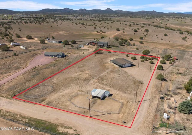 Homes for sale in Paulden, AZ | 22340 N Sunny Ln, Paulden, AZ 86334 | MLS# 1083425