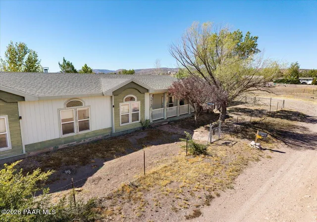 Homes for sale in Paulden, AZ | 24750 N Los Angeles St, Paulden, AZ 86334 | MLS# 1083430