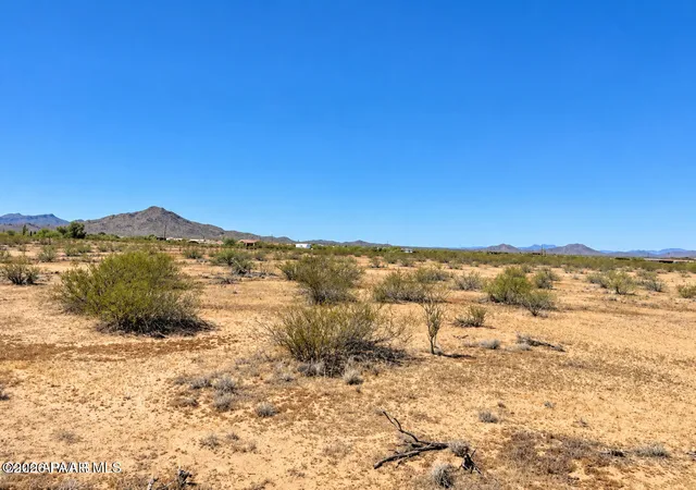 Photo 1 of Land for sale at Xx001 W Abbott Rd, Wickenburg, AZ 85390 | MLS# 1083441 | Listing updated on 2026-10-28