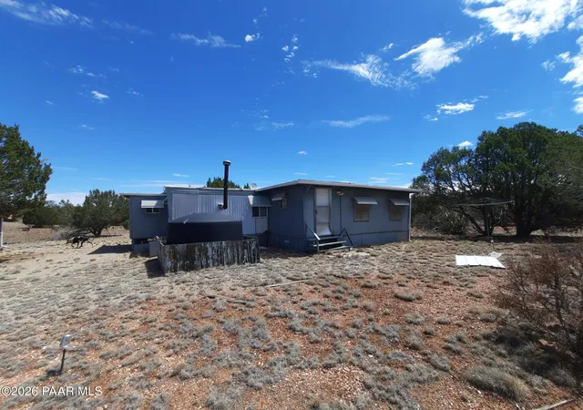 Homes for sale in Seligman, AZ | 31935 W Calle Belleza, Seligman, AZ 86337 | MLS# 1083560