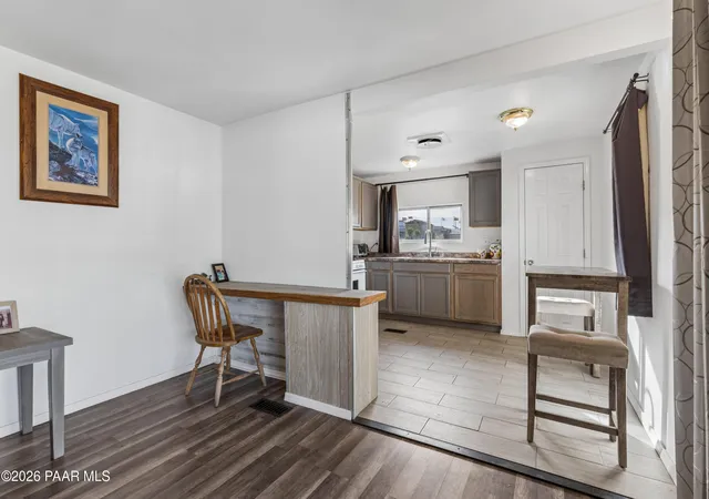Photo 3 of Manufactured home for sale at 20877 E Deer Valley Ln, Mayer, AZ 86333 | MLS# 1083516 | Listing updated on 2026-07-17