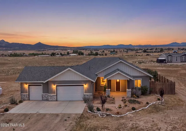 2nd image of 26180 N Vineyard Ln, Paulden, AZ 86334 | MLS# 1083489