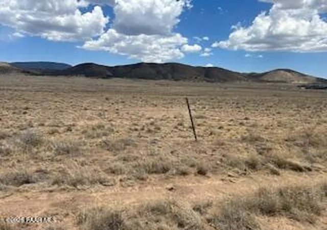 3rd image of O N Wits End A, Prescott Valley, AZ 86315 | MLS# 1083524