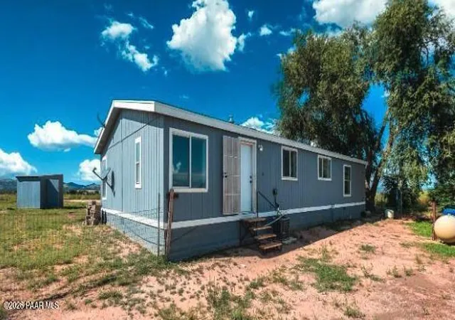 Photo 4 of Manufactured home for sale at 3493 Choctaw Ln, Chino Valley, AZ 86323 | MLS# 1083531 | Listing updated on 2026-10-09