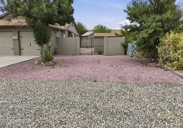 32nd image of 7901 E Larkspur Ln, Prescott Valley, AZ 86314 | MLS# 1083610