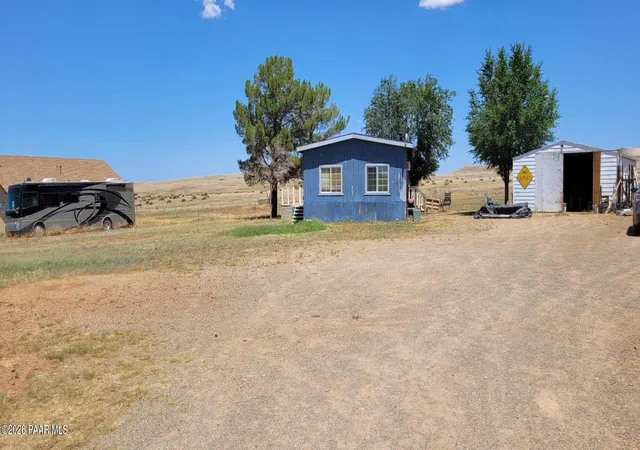 Photo 3 of Manufactured home for sale at 206 N Outback Rd, Dewey, AZ 86327 | MLS# 1083702 | Listing updated on 2026-08-24