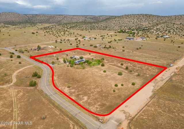 3rd image of 26825 N Woody Dr, Paulden, AZ 86334 | MLS# 1083694
