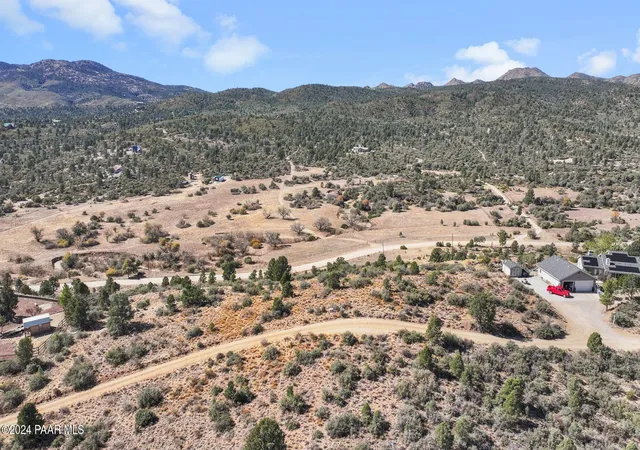 4th image of 17581 S Pinon Ln, Kirkland, AZ 86332 | MLS# 1083725