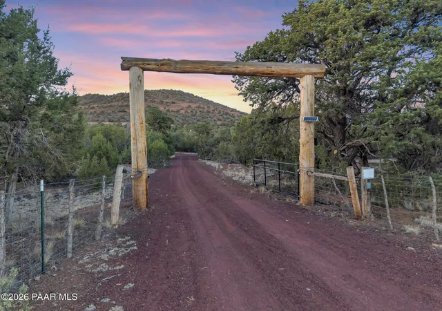 2nd image of 1249 E Chaparral Ln, Williams, AZ 86046 | MLS# 1083700