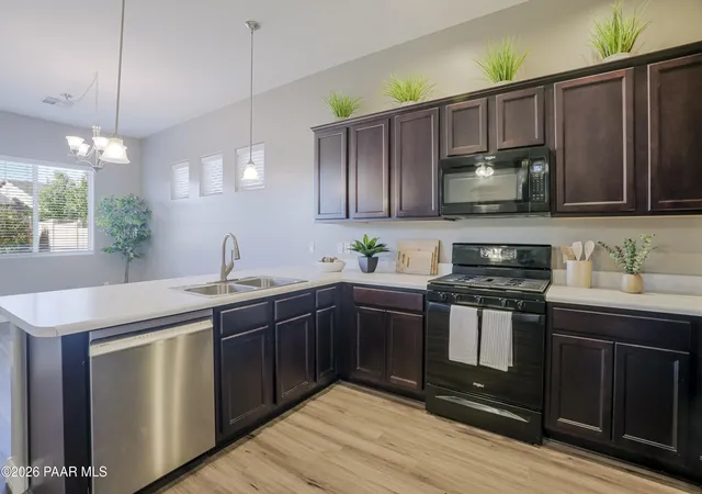 Photo 3 of Townhouse for sale at 6401 E Endicott Way #11, Prescott Valley, AZ 86314 | MLS# 1083709 | Listing updated on 2026-09-26