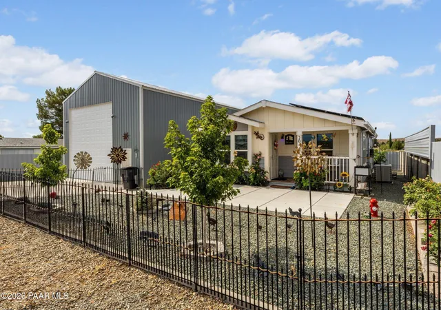 Photo 3 of Manufactured home for sale at 20445 E Conestoga Dr, Mayer, AZ 86333 | MLS# 1083779 | Listing updated on 2026-07-23