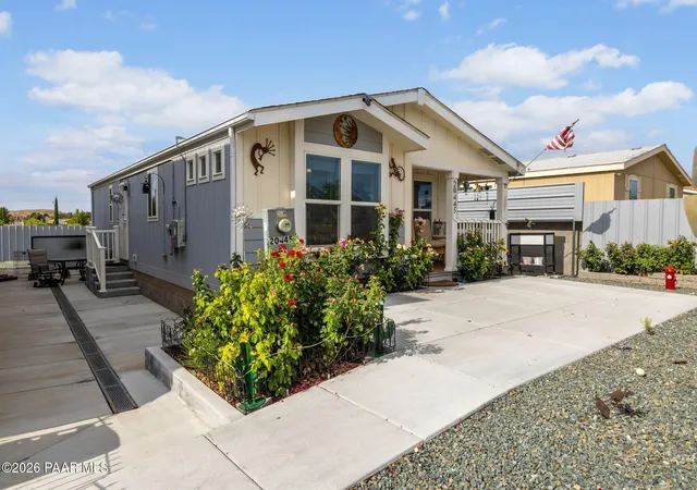 Photo 3 of Manufactured home for sale at 20445 E Conestoga Dr, Mayer, AZ 86333 | MLS# 1083779 | Listing updated on 2026-10-13