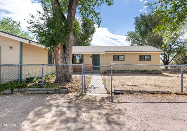 Photo 3 of Single family home for sale at 2117 North Rd 1 E, Chino Valley, AZ 86323 | MLS# 1083898 | Listing updated on 2026-09-26