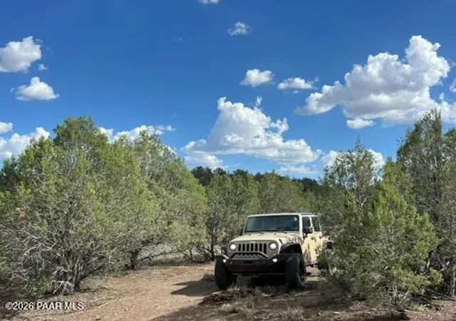 1st image of 82 Mathis Rd, Williams, AZ 86046 | MLS# 1083797