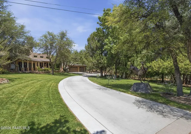 Photo 3 of Mansion for sale at 21 Yakashba Dr, Prescott, AZ 86305 | MLS# 1084683 | Listing updated on 2026-09-23
