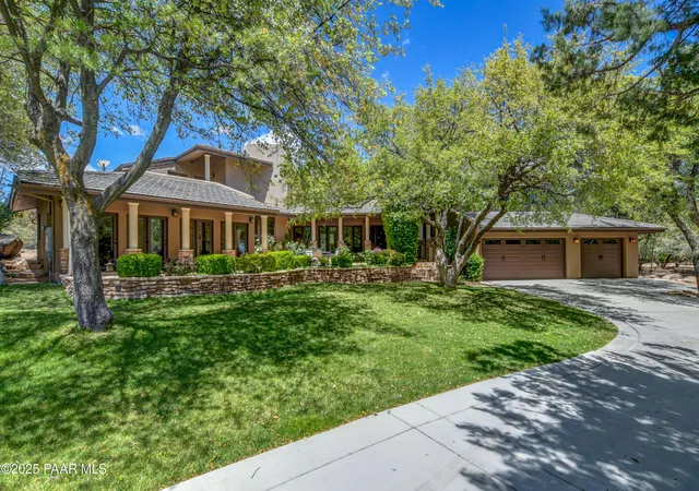 Photo 3 of Single family home for sale at 21 Yakashba Dr, Prescott, AZ 86305 | MLS# 1084683 | Listing updated on 2026-09-23