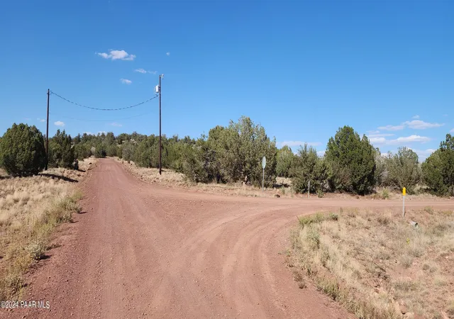 4th image of 1436 W Foothills Dr, Williams, AZ 86046 | MLS# 1083835