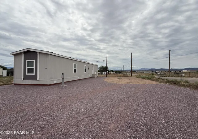2nd image of 11 E Antelope Run Rd, Paulden, AZ 86334 | MLS# 1083860