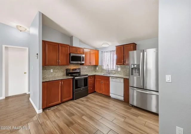 Photo 4 of Manufactured home for sale at 24389 N Yosemite St, Paulden, AZ 86334 | MLS# 1083867 | Listing updated on 2026-09-19