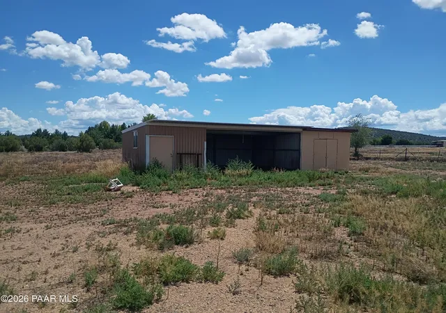 3rd image of 1525 W Shadow Ridge Rd, Paulden, AZ 86334 | MLS# 1084060