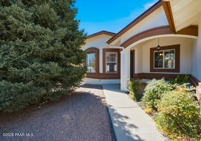 Photo 1 of Single family home for sale at 11113 E Navajo Dr, Dewey, AZ 86327 | MLS# 1084149 | Listing updated on 2026-09-19