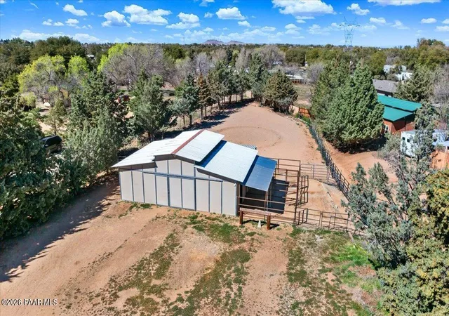 5th image of 6911 N Lariat Ln, Prescott, AZ 86305 | MLS# 1083975