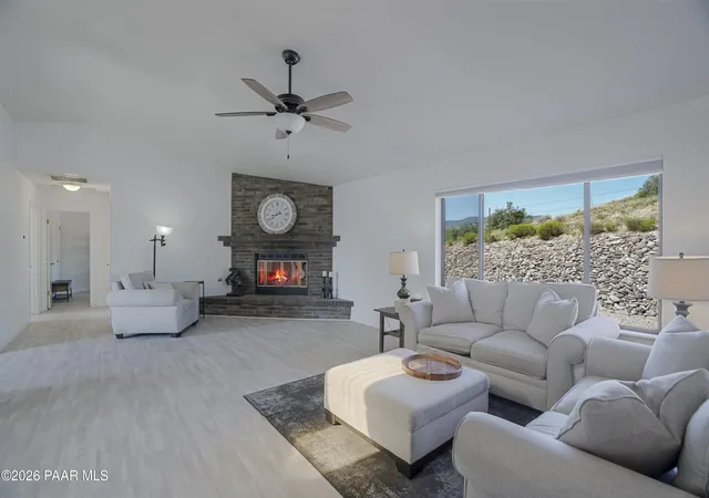 Photo 3 of Single family home for sale at 826 N Hopi Trl, Dewey, AZ 86327 | MLS# 1084028 | Listing updated on 2026-09-17