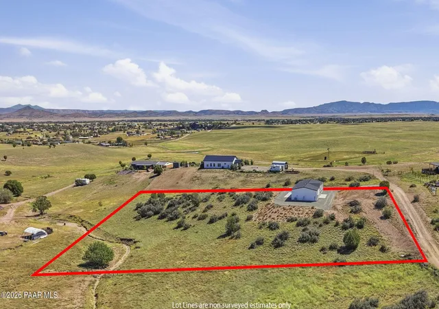 Photo 3 of Manufactured home for sale at 3120 W Tortoise Ln, Chino Valley, AZ 86323 | MLS# 1084013 | Listing updated on 2026-09-25
