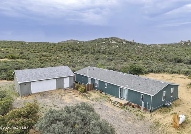 Photo 1 of Manufactured home for sale at 1075 N Ambassador Rd, Dewey, AZ 86327 | MLS# 1084075 | Listing updated on 2026-08-20