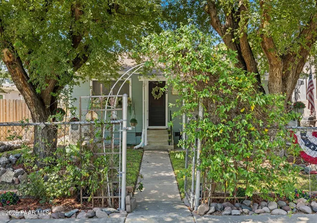 2nd image of 832 Lincoln Ave, Prescott, AZ 86301 | MLS# 1084076
