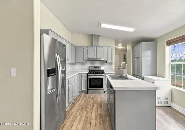 Photo 4 of Manufactured home for sale at 385 S Dewey Rd, Dewey, AZ 86327 | MLS# 1085153 | Listing updated on 2026-09-22
