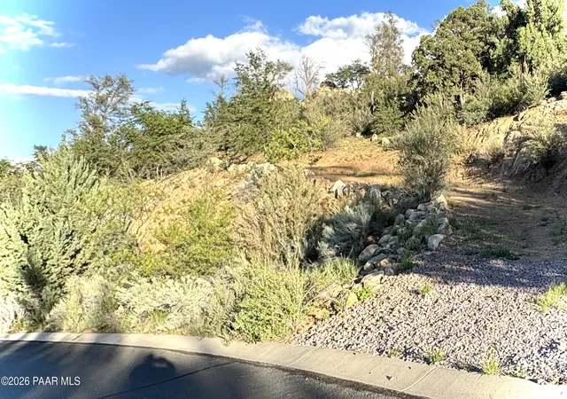Land for sale at 1927 Perfect Pl, Prescott, AZ 86305 | MLS# 1084336