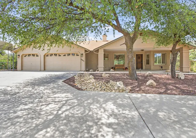 Photo 2 of Single family home for sale at 2855 W Willow Oak Rd, Prescott, AZ 86305 | MLS# 1084439 | Listing updated on 2026-09-29