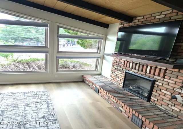 Photo 4 of Single family home for sale at 4976 Hornet Dr, Prescott, AZ 86301 | MLS# 1084406 | Listing updated on 2026-09-28