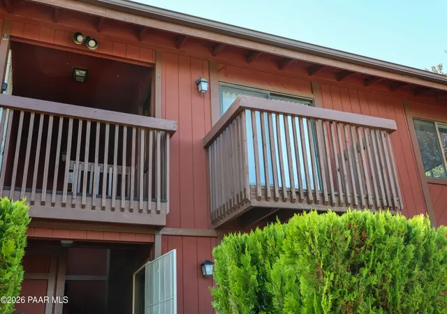 Photo 3 of Condo for sale at 721 S Granite St #11, Prescott, AZ 86303 | MLS# 1084890 | Listing updated on 2026-10-09