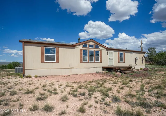 Photo 3 of Manufactured home for sale at 25250 W Medicine Man Trl, Seligman, AZ 86337 | MLS# 1084806 | Listing updated on 2026-09-02