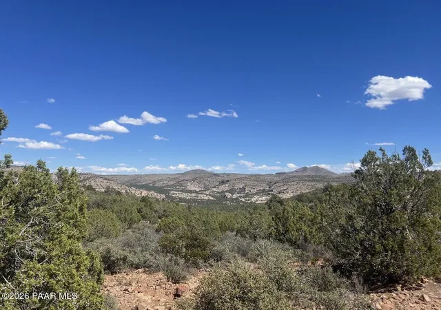 Photo 1 of Land for sale at 25408007 Fort Rock Ranch, Kingman, AZ 86401 | MLS# 1084558 | Listing updated on 2026-09-28