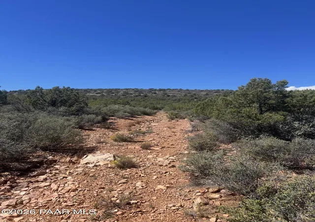 Photo 4 of Land for sale at 25408007 Fort Rock Ranch, Kingman, AZ 86401 | MLS# 1084558 | Listing updated on 2026-09-28