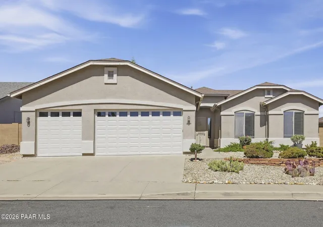 Single family home for sale at 6577 E Stratford Dr, Prescott Valley, AZ 86314 | MLS# 1084753